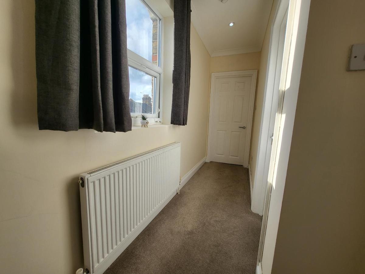 Tooting Bec Central Apartment By London Tube 외부 사진