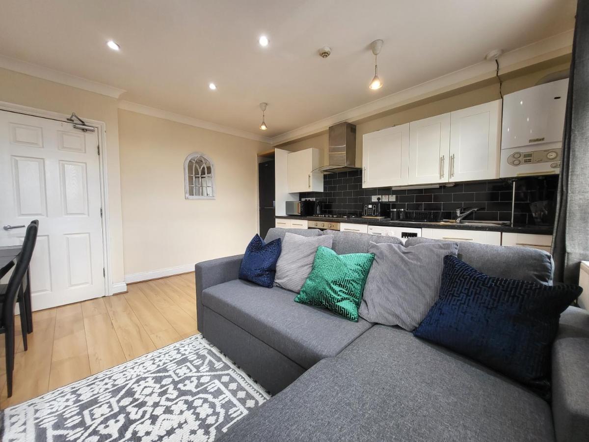 Tooting Bec Central Apartment By London Tube 외부 사진