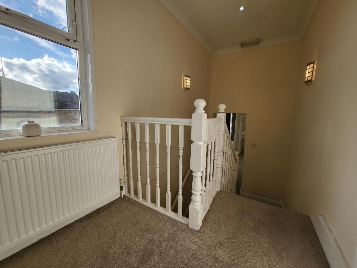 Tooting Bec Central Apartment By London Tube 외부 사진